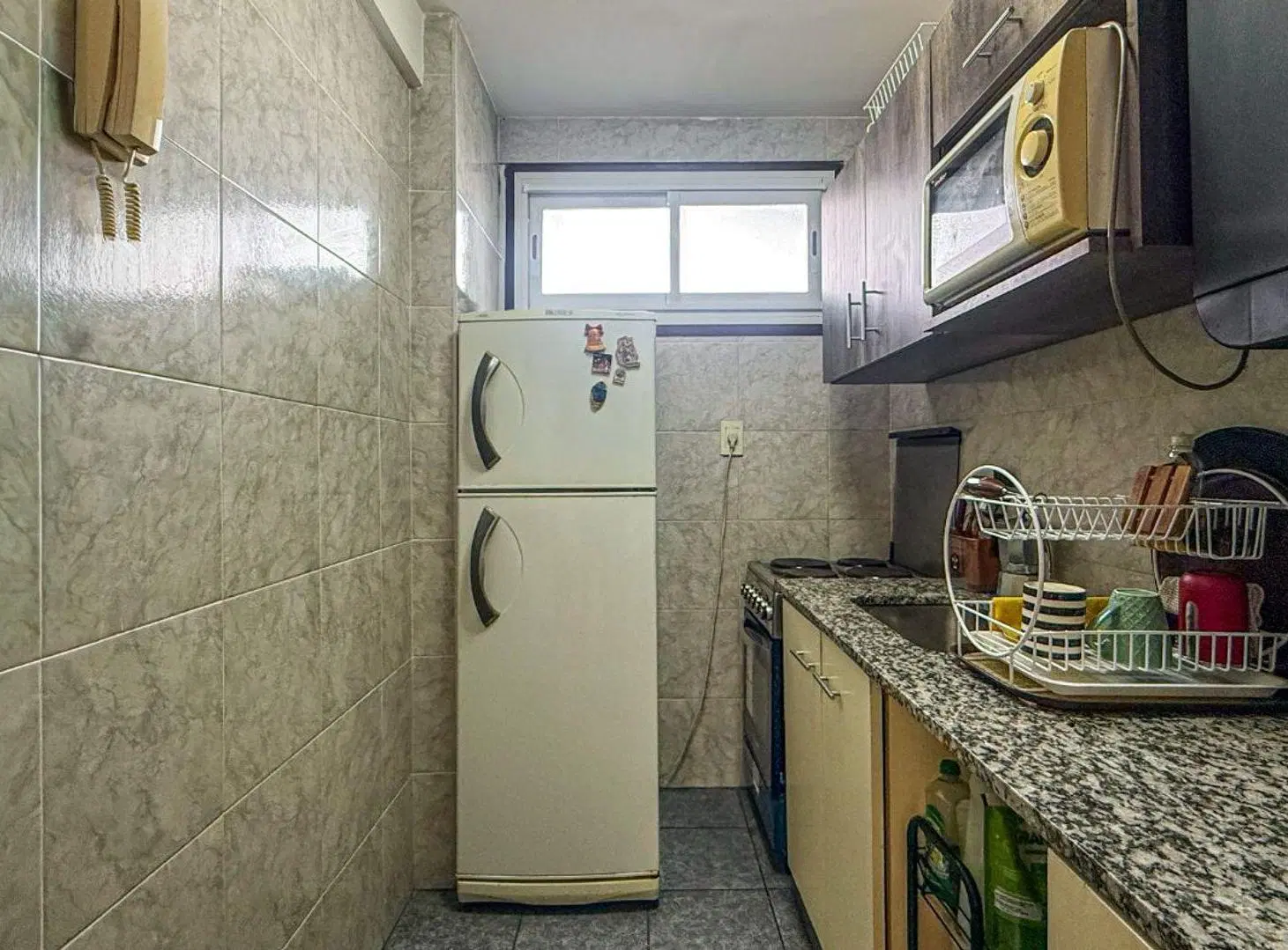 VENTA DE MONOAMBIENTE CENTRO AL FRENTE CON BALCON 5