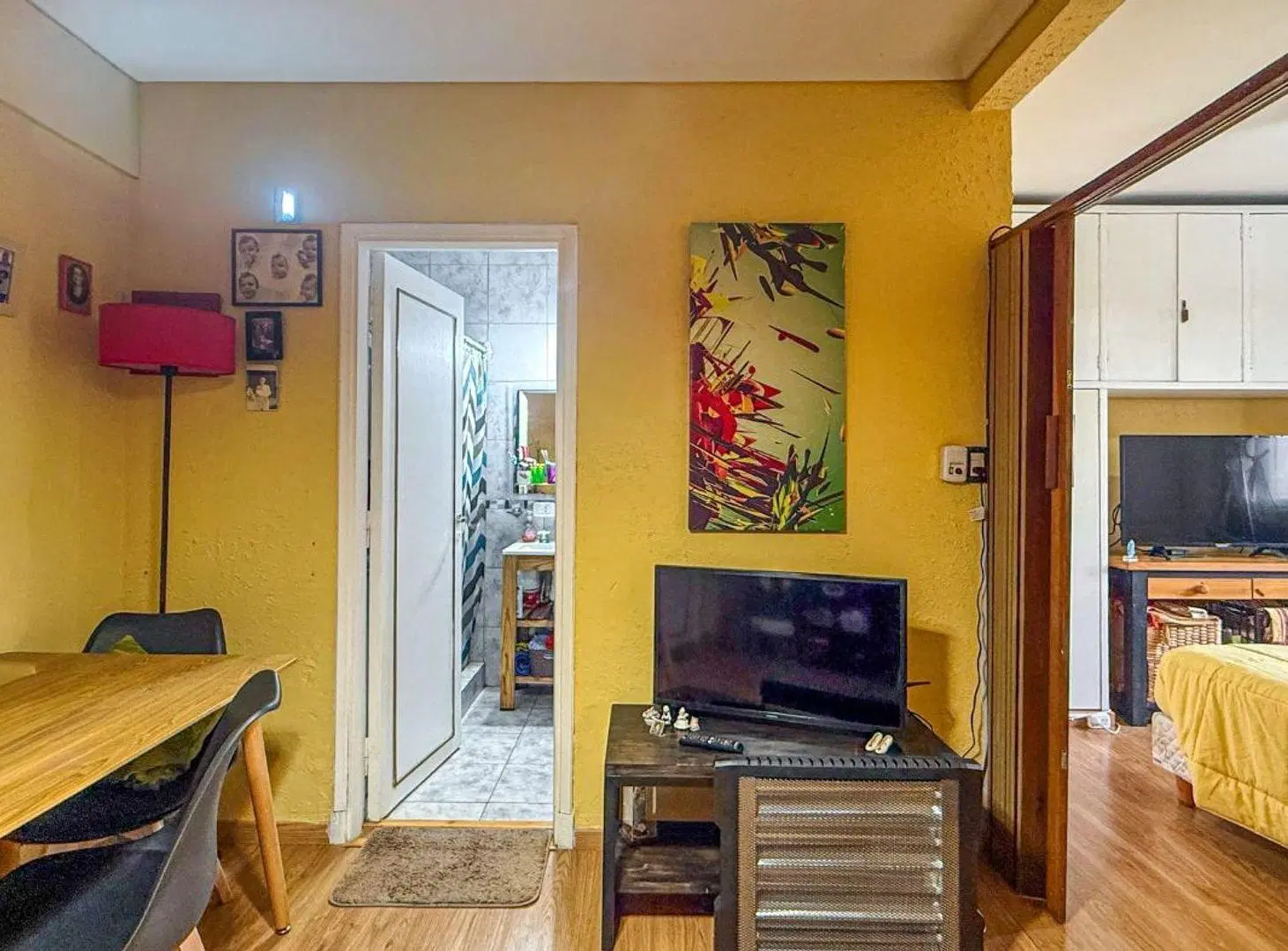 VENTA DE MONOAMBIENTE CENTRO AL FRENTE CON BALCON 8