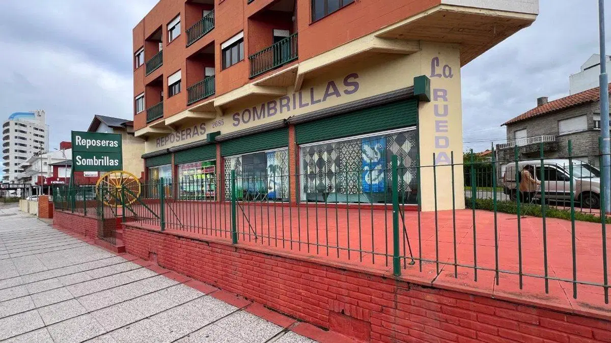 VENTA EDIFICIO FRENTE AL MAR PUNTA MOGOTES 4
