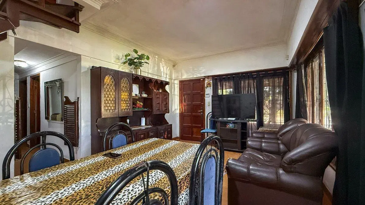 OPORTUNIDAD CASA CON LOCAL COMERCIAL 2