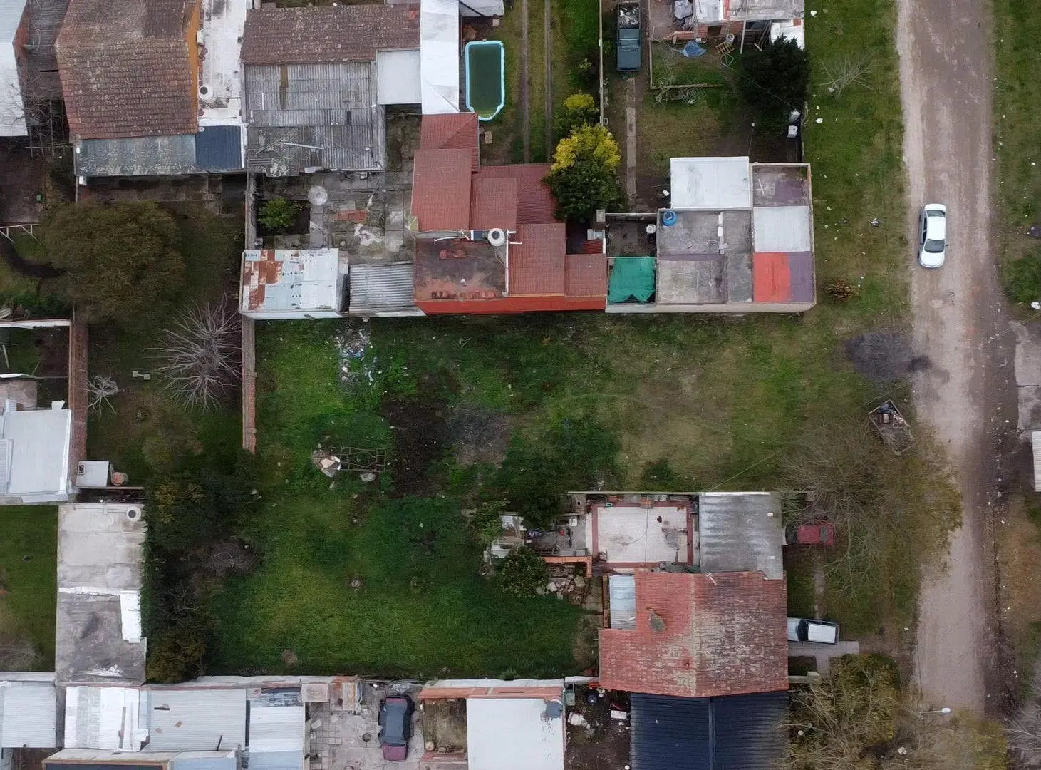 VENTA LOTE REJON E/190 Y 192 UNICO TODOS SERVICIOS 4