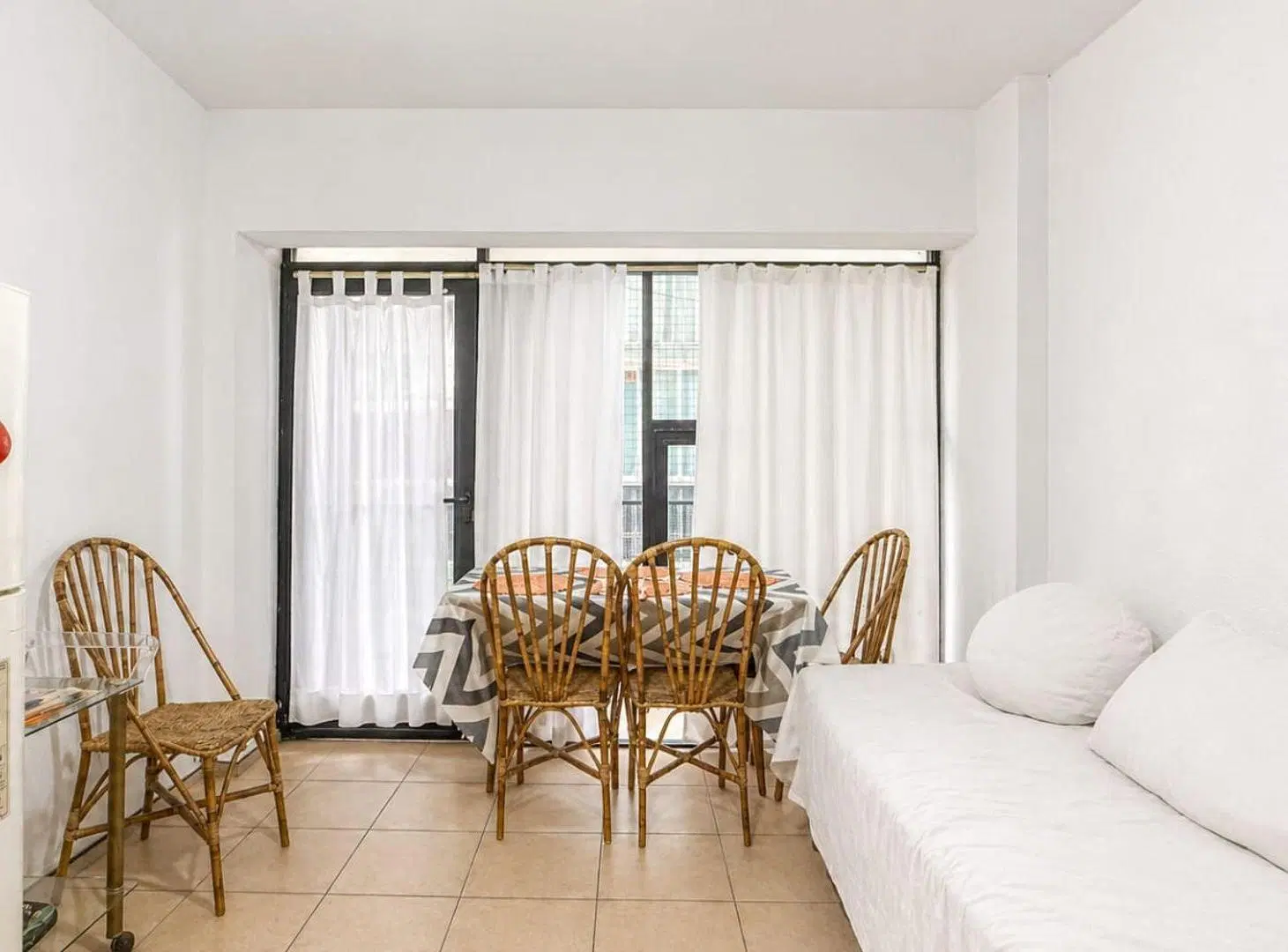 VENTA DEPARTAMENTO DOS AMBIENTES ZONA GUEMES 4