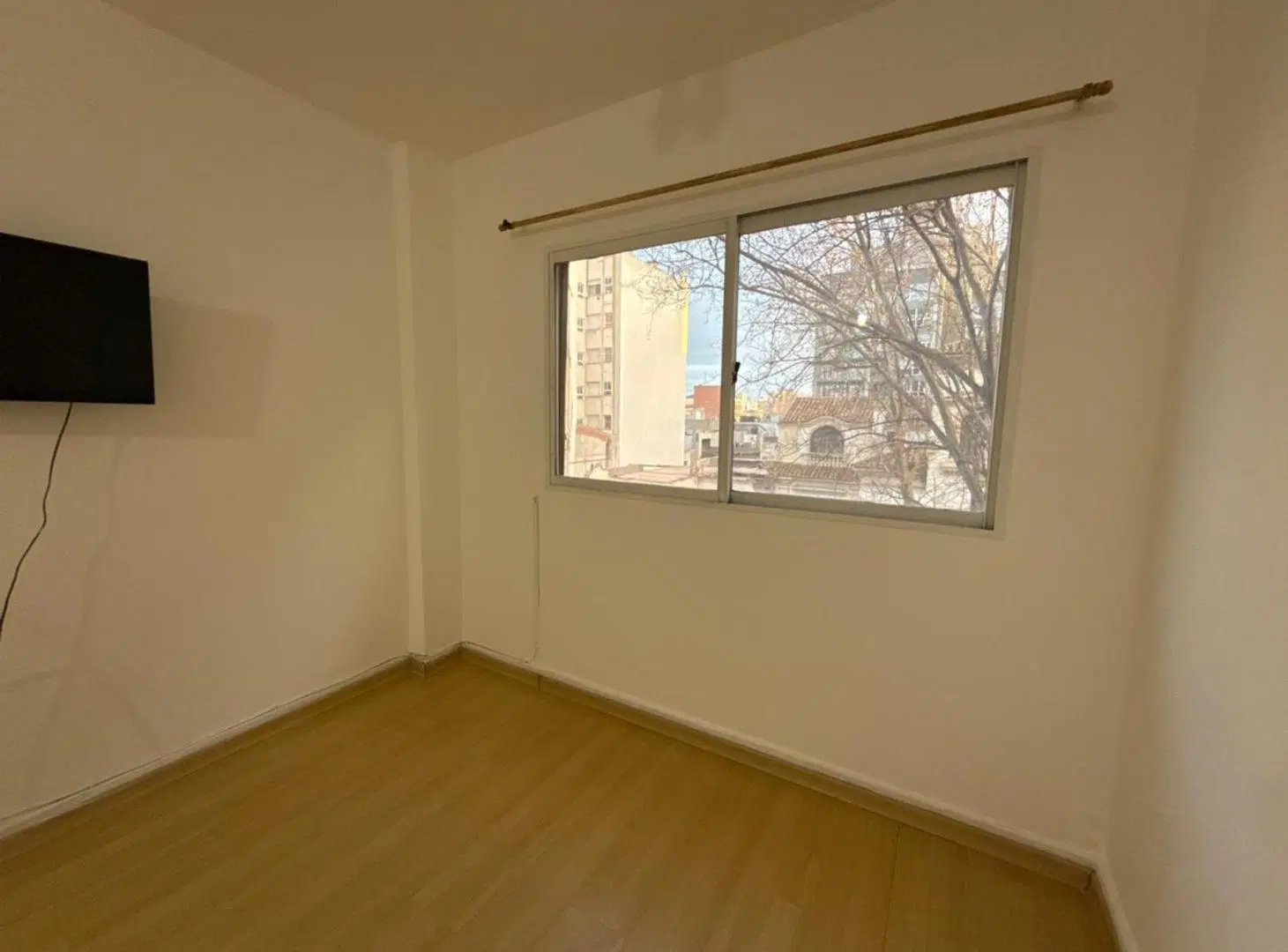 Alquiler Departamento Monoambiente Zona Guemes 3