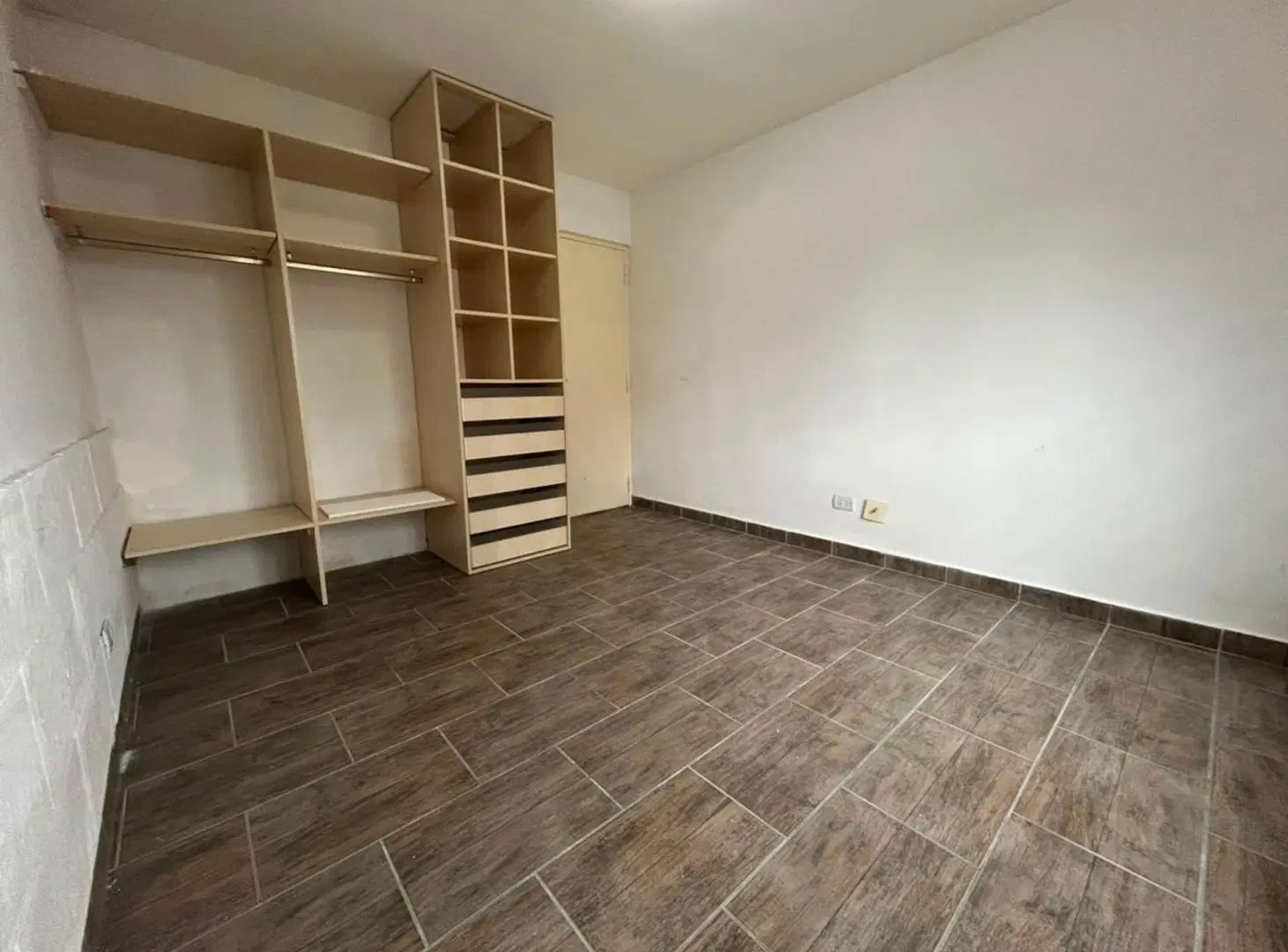 VENTA PH 2 AMBIENTES AL FRENTE VILLA PRIMERA 5