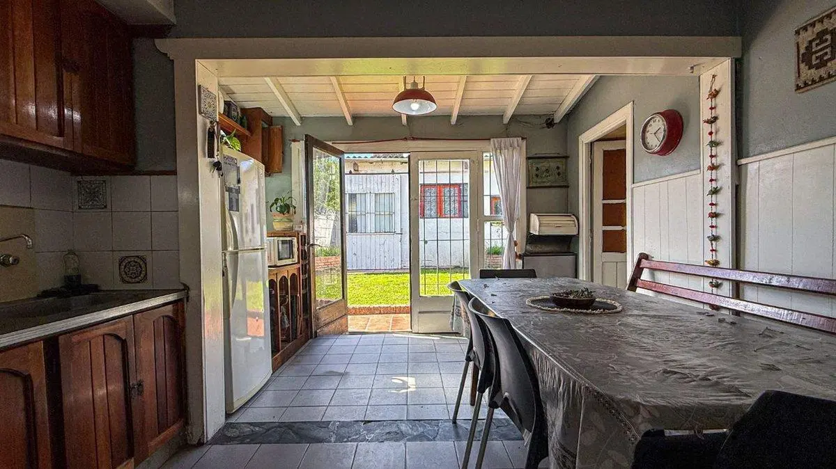 Venta Casa 5 ambientes Bo Las Heras jardín galpón 3