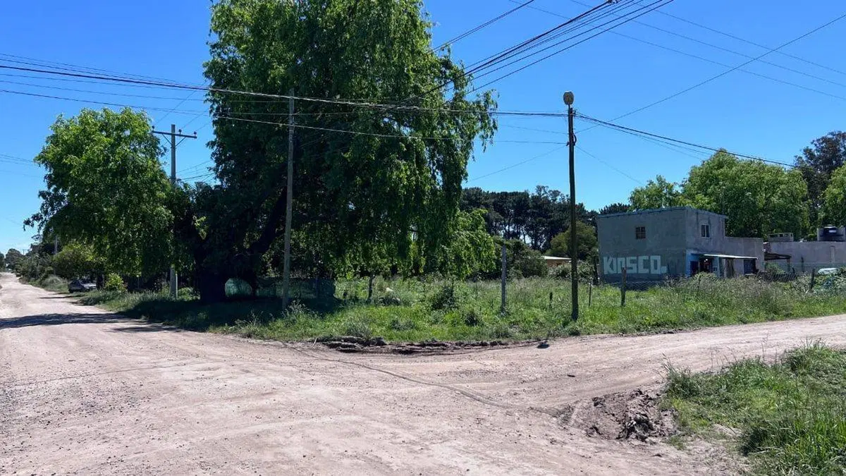 VENTA LOTE EN ZONA SUR, ACCESO POR JORGE NEWBERY 2