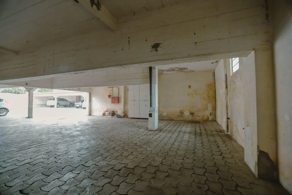VENTA COCHERA ZONA ALDREY 2