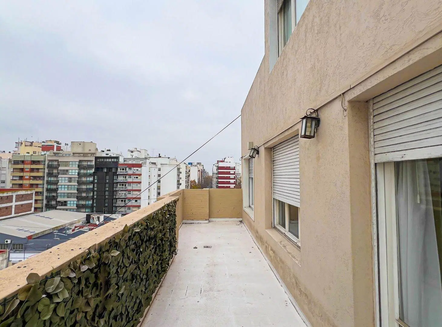 VENTA DEPARTAMENTO 5 AMBIENTES FRENTE CENTRO 3
