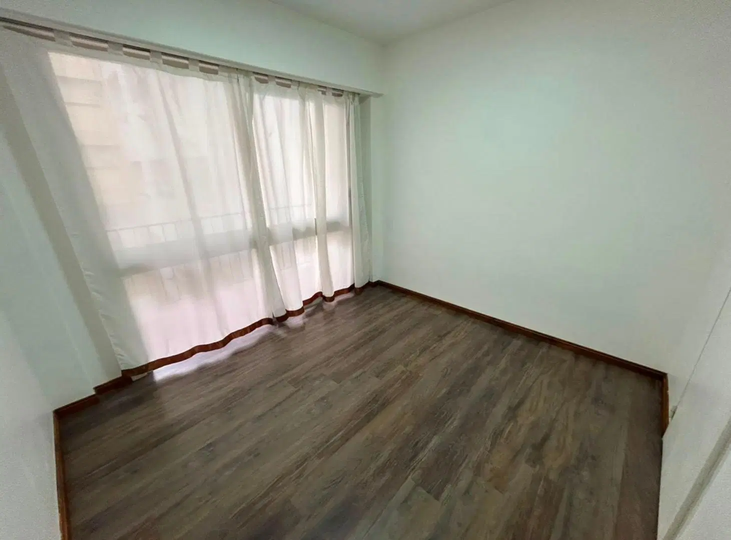 VENTA DPTO 2 AMB PLAZA COLON  RECICLADO COCHERA 5