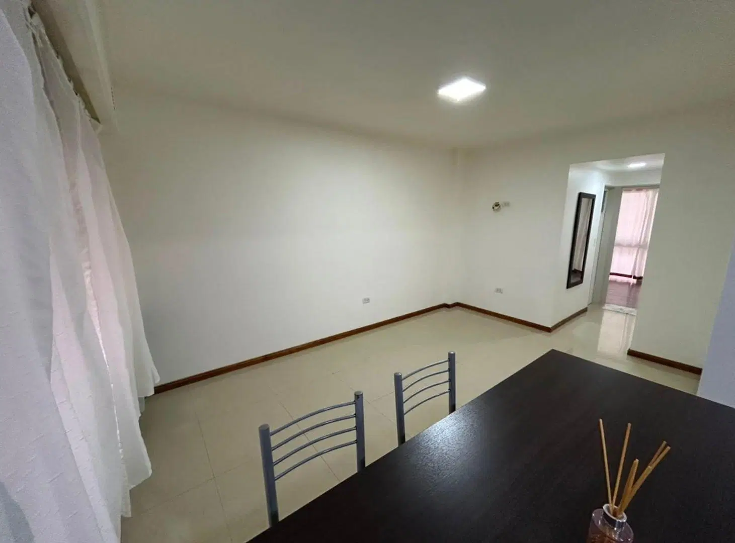 VENTA DPTO 2 AMB PLAZA COLON  RECICLADO COCHERA 8