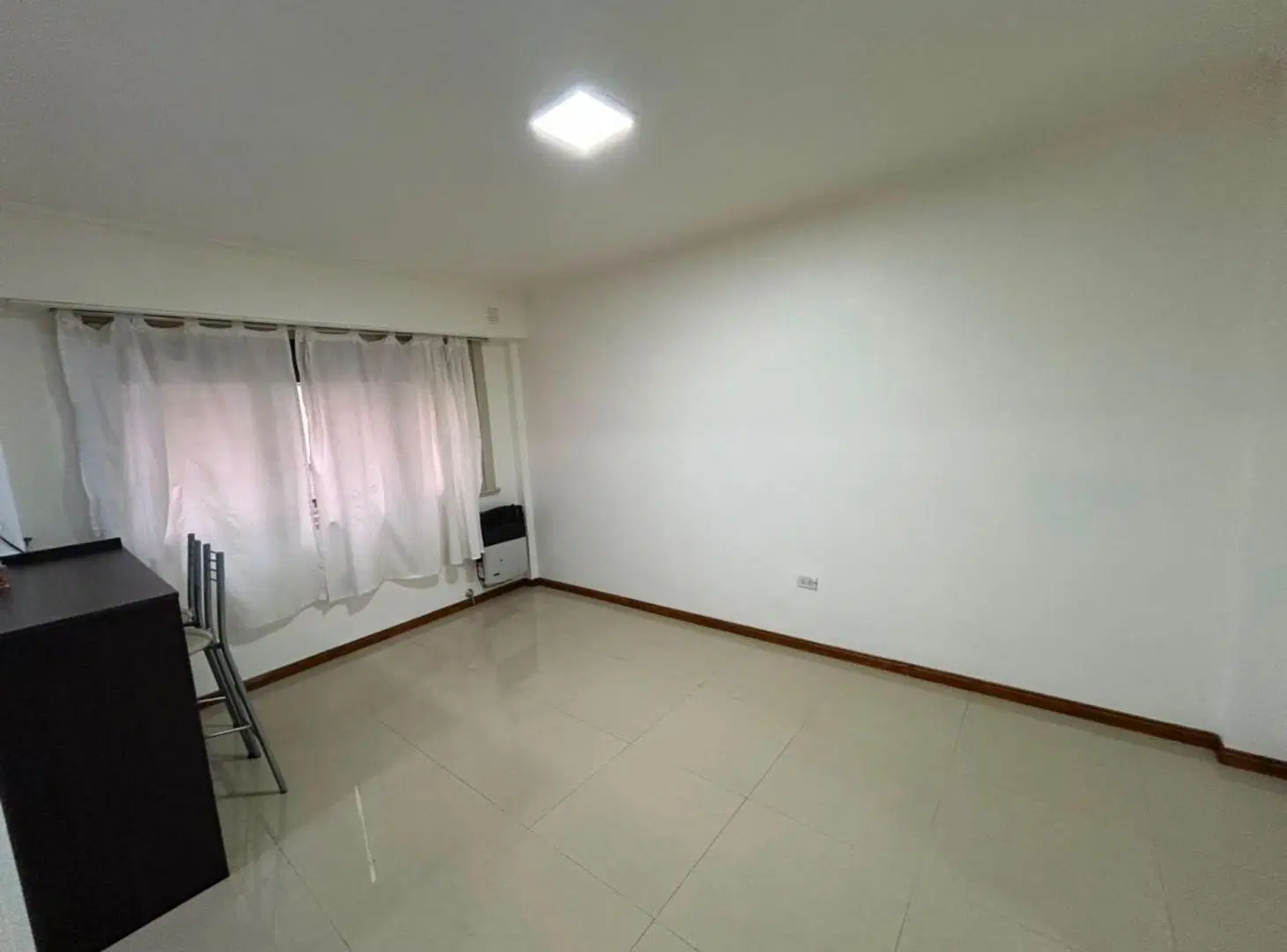 VENTA DPTO 2 AMB PLAZA COLON  RECICLADO COCHERA 4