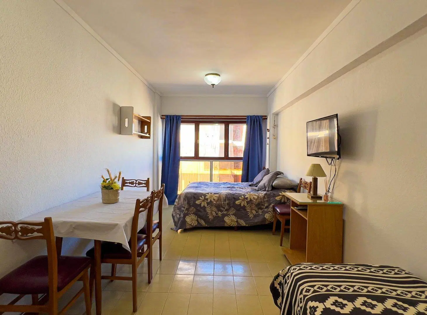 VENTA MONOAMBIENTE LUMINOSO AL FRENTE ZONA ALDREY 4