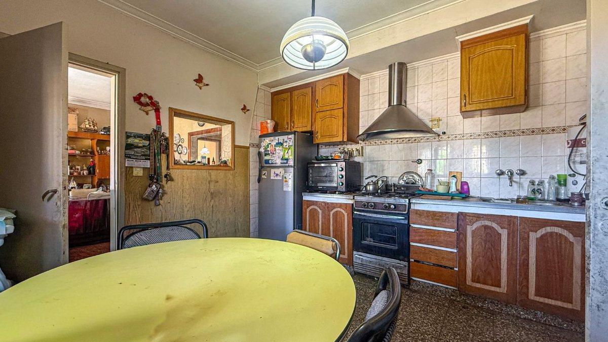 Foto de Venta casa 3 ambientes en Las Avenidas con jardín, imagen 2