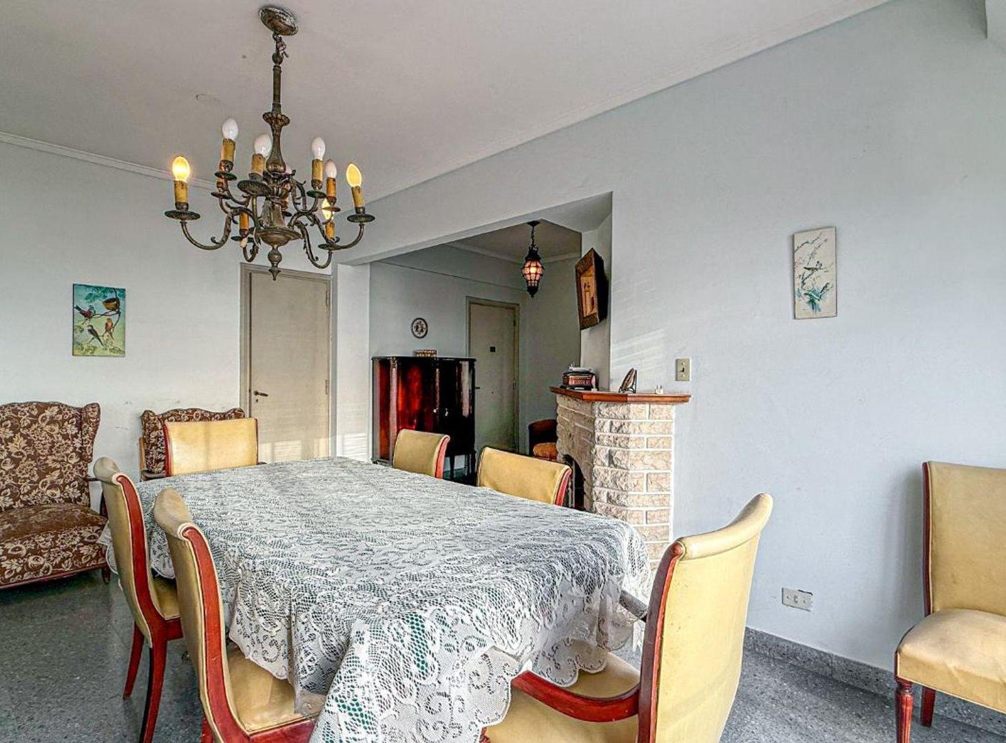 Foto de VENTA DEPARTAMENTO 4 AMB C/DEP - FRENTE AL MAR, imagen 2