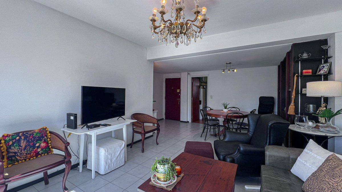 Foto de DEPARTAMENTO 4 AMBIENTES EN VENTA CHAUVIN COCHERA, imagen 2