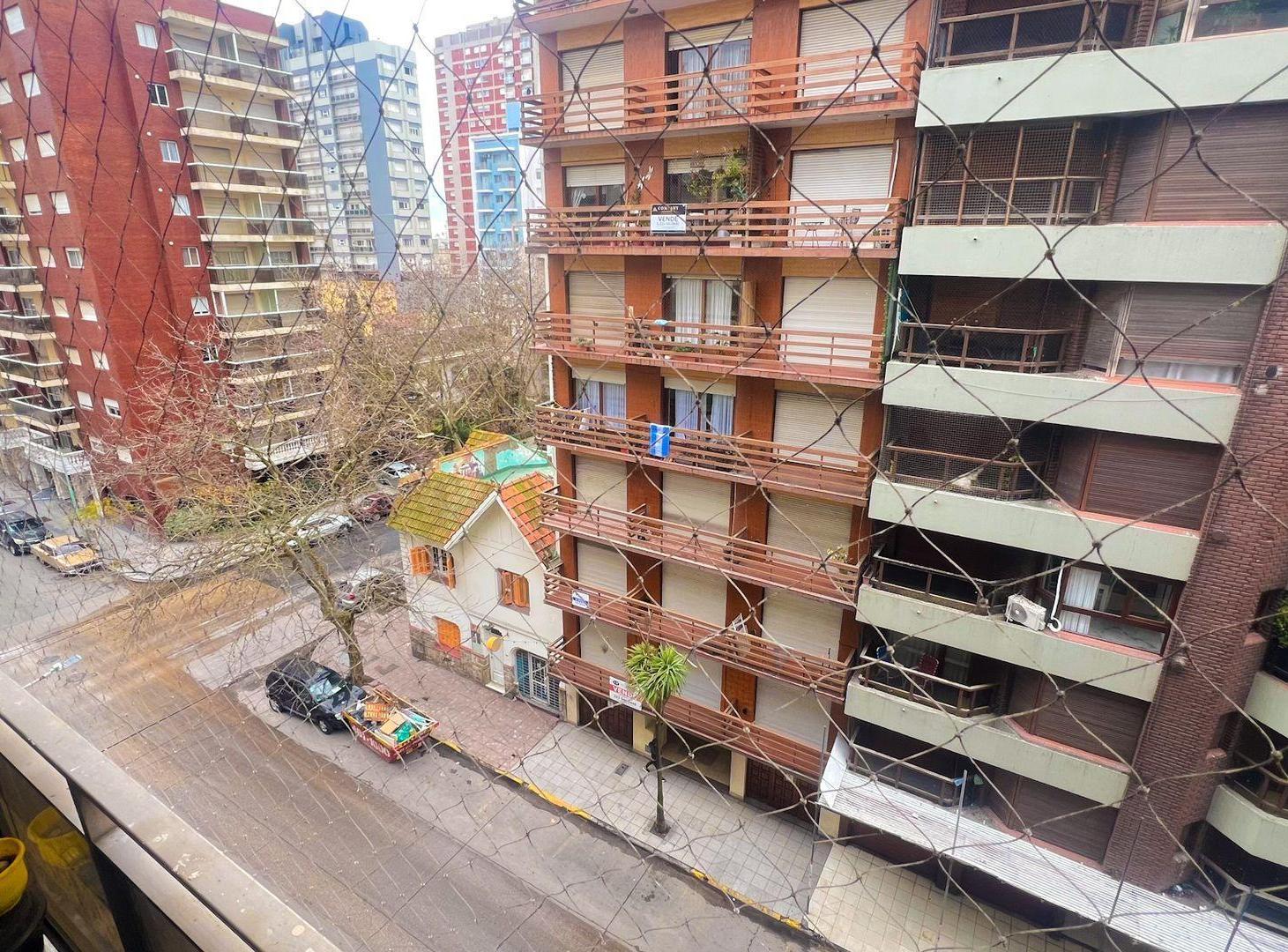 Foto de VENTA DEPARTAMENTO 1 AMB LA PERLA CON BALCON, imagen 1