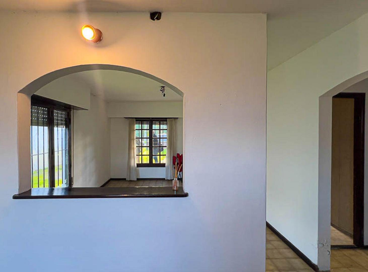 Foto de VENTA CASA 3 AMBIENTES CON PARQUE, imagen 5