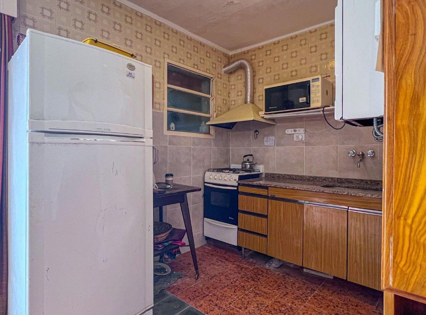 Foto de PH 3 ambientes, con patio y parrilla, centro., imagen 3