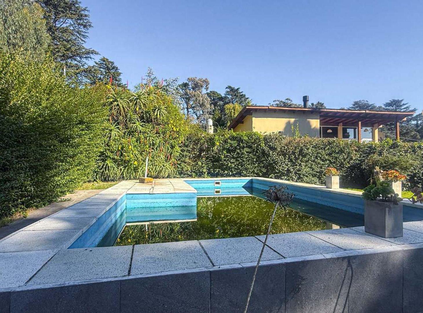 Foto de Venta Casa 3 Amb c/ Piscina Parque S de Los Padres, imagen 1