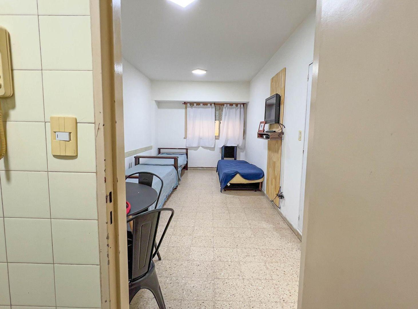 Foto de VENTA DEPARTAMENTO MONOAMBIENTE CENTRO, imagen 3