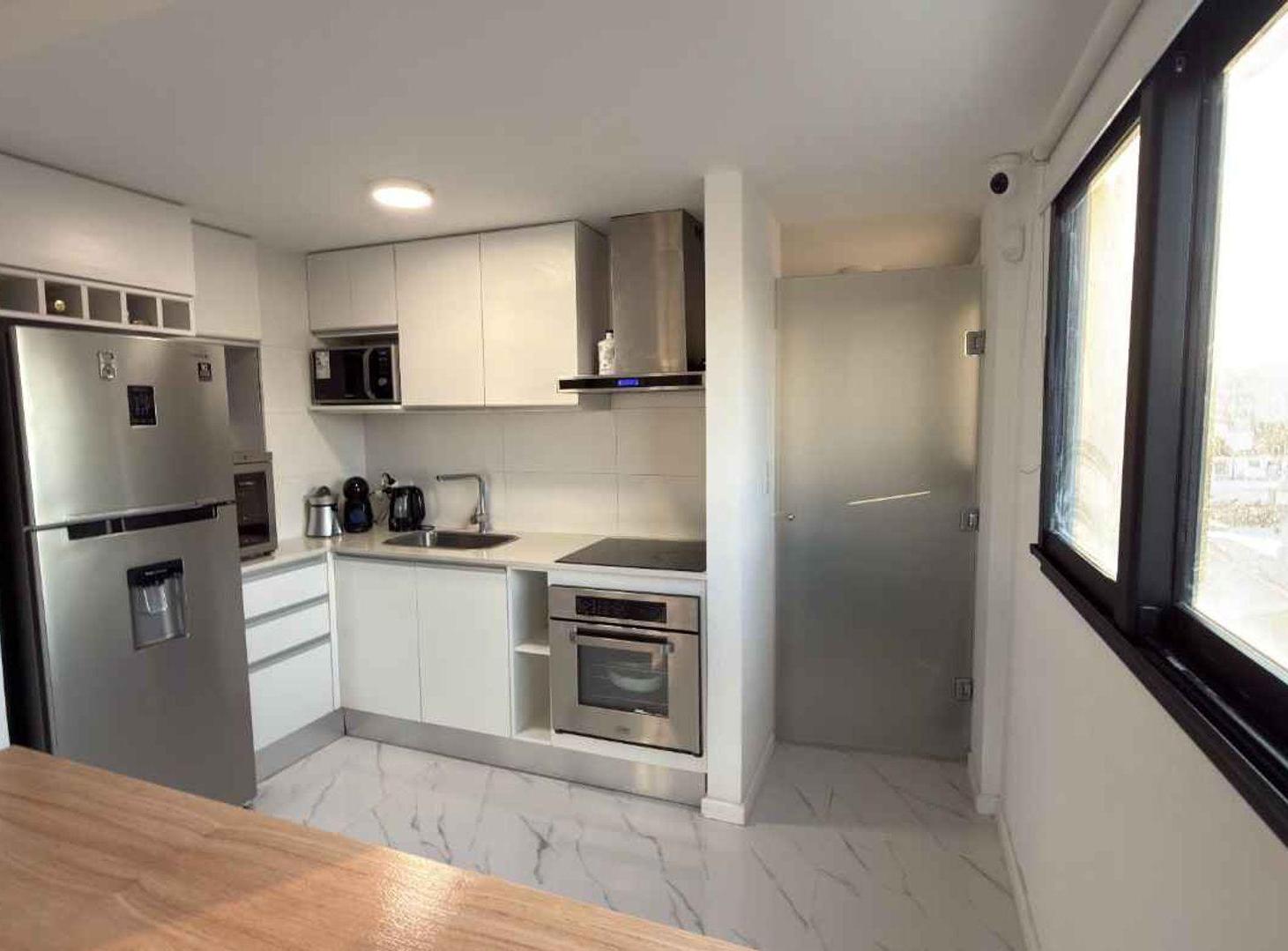 Foto de DEPARTAMENTO 2 AMBIENTES CON BALCÓN COCHERA, imagen 5