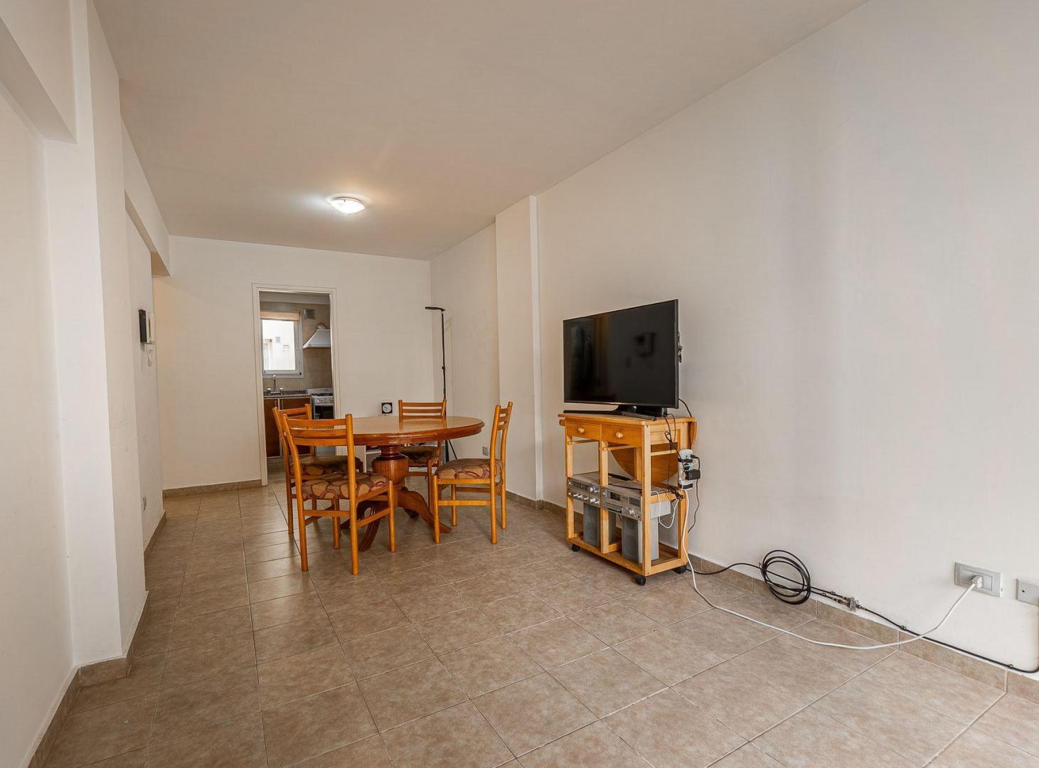 Foto de VENTA DEPARTAMENTO DOS AMBIENTES CENTRO, imagen 3