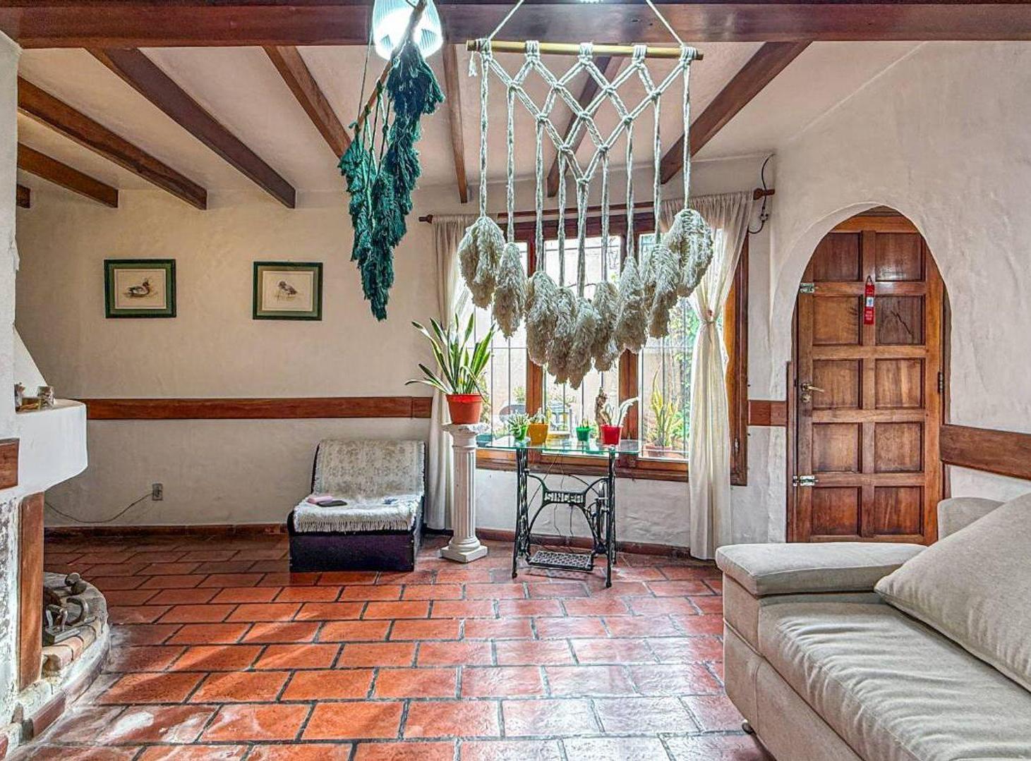 Foto de VENTA CASA 5 AMB BARRIO TERMAS HUINCO APTO CREDITO, imagen 4