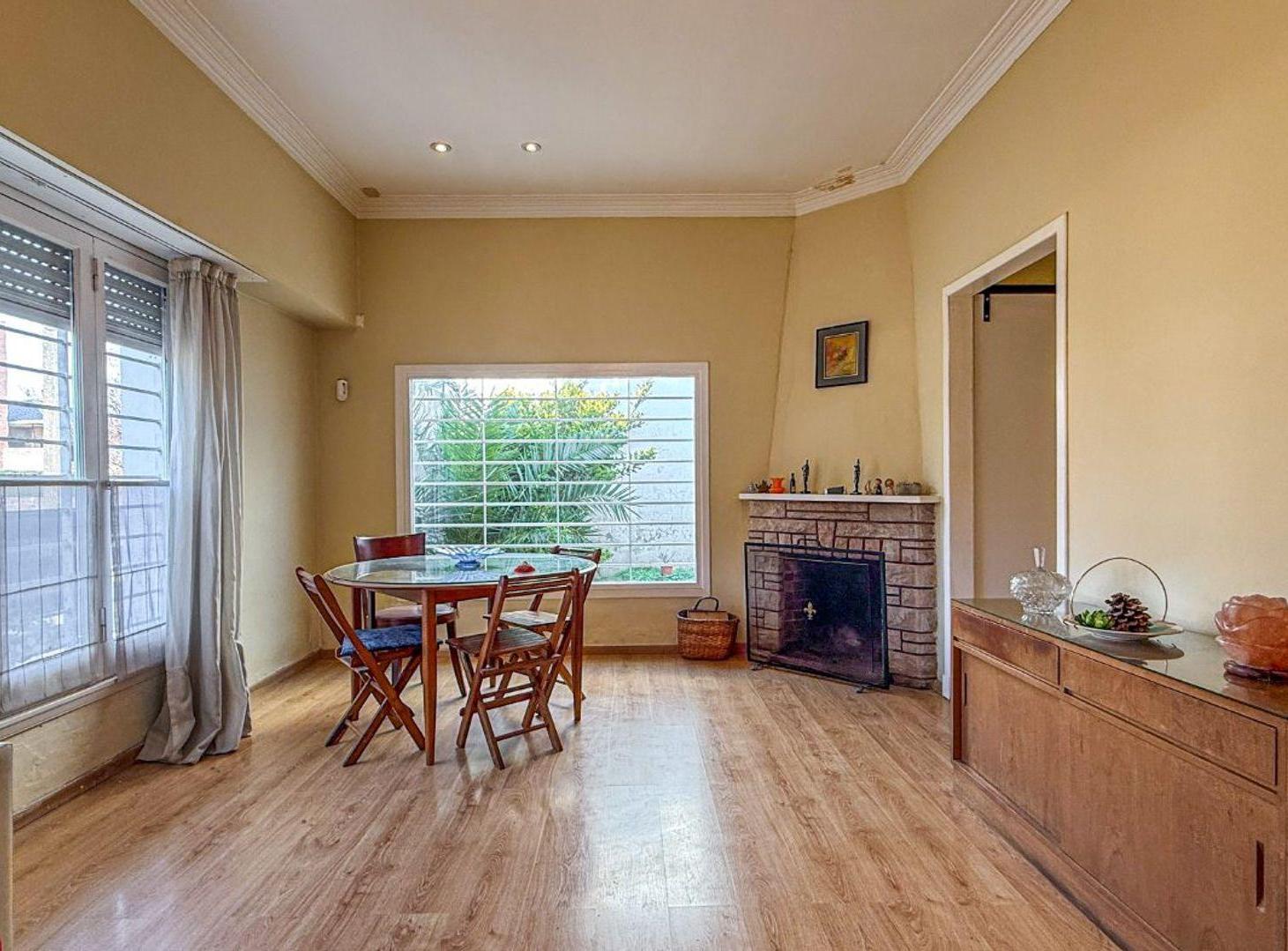 Foto de VENTA DE CASA 4 AMB STELLA MARIS PATIO Y QUINCHO, imagen 1