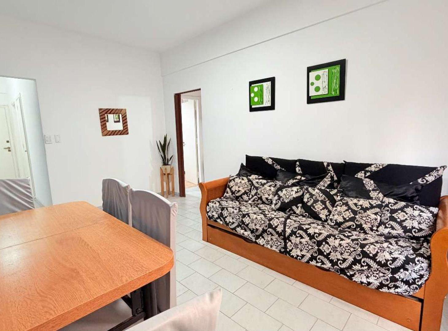 Foto de VENTA DE DEPARTAMENTO 3 AMBIENTES PLAZA COLON, imagen 2