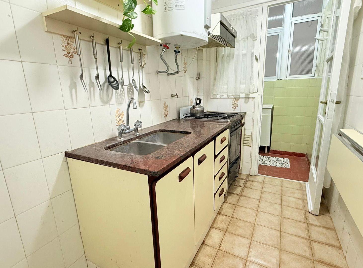 Foto de VENTA DE DEPARTAMENTO 3 AMBIENTES PLAZA COLON, imagen 5