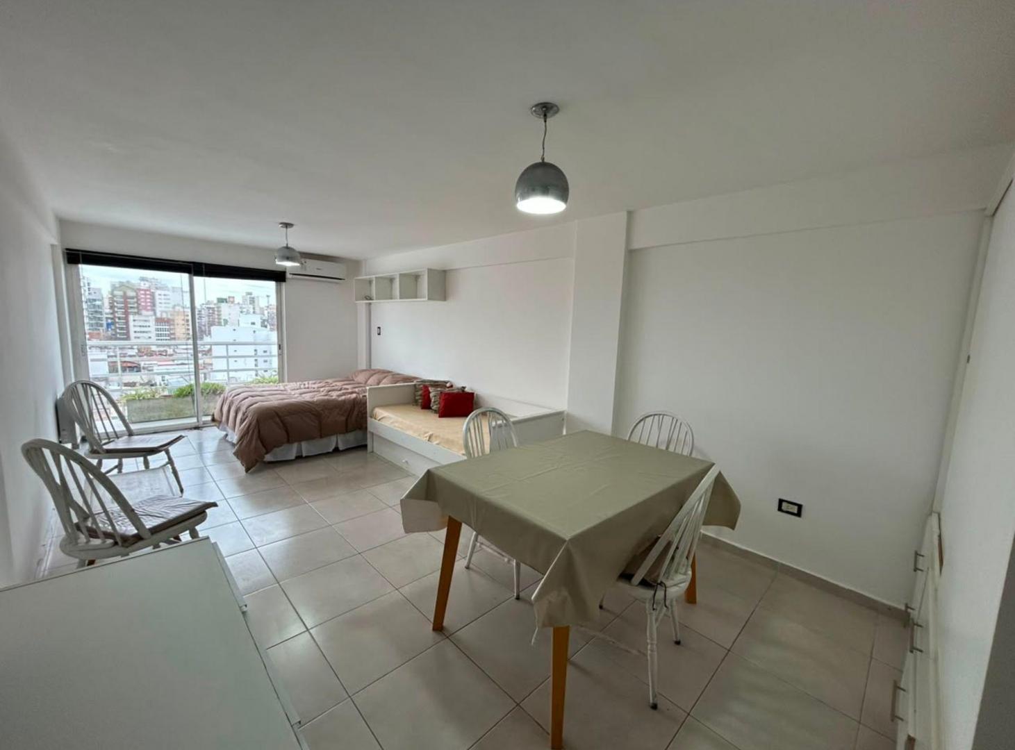 Foto de VENTA MONOAMBIENTE BALCÓN LA PERLA COCHERA, imagen 3
