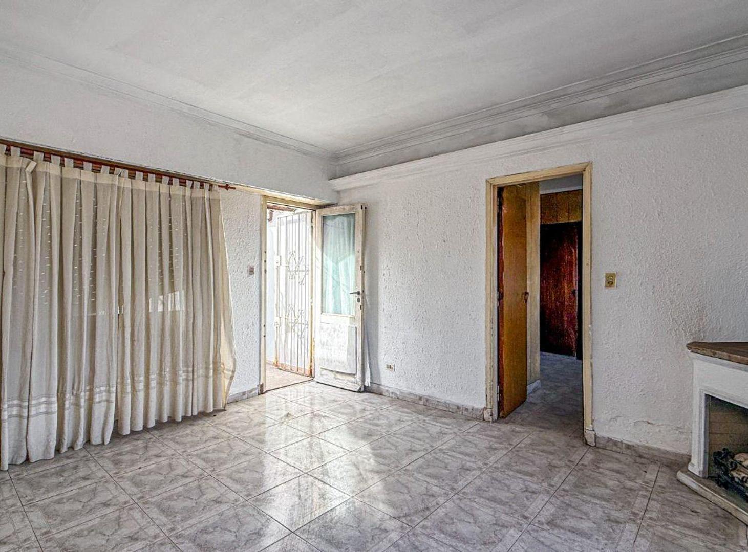 Foto de PH DE 3 AMBIENTES EN VENTA CON BALCON Y TERRAZA, imagen 4