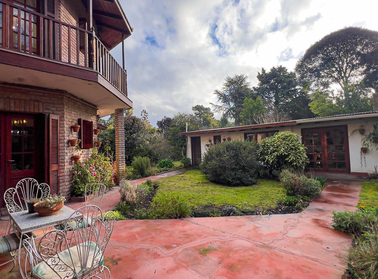 Foto de VENTA CHALET 3 AMB. LAS DALIAS PARQUE QUINCHO, imagen 1