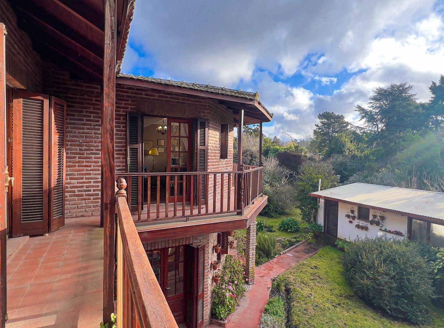 Foto de VENTA CHALET 3 AMB. LAS DALIAS PARQUE QUINCHO, imagen 2