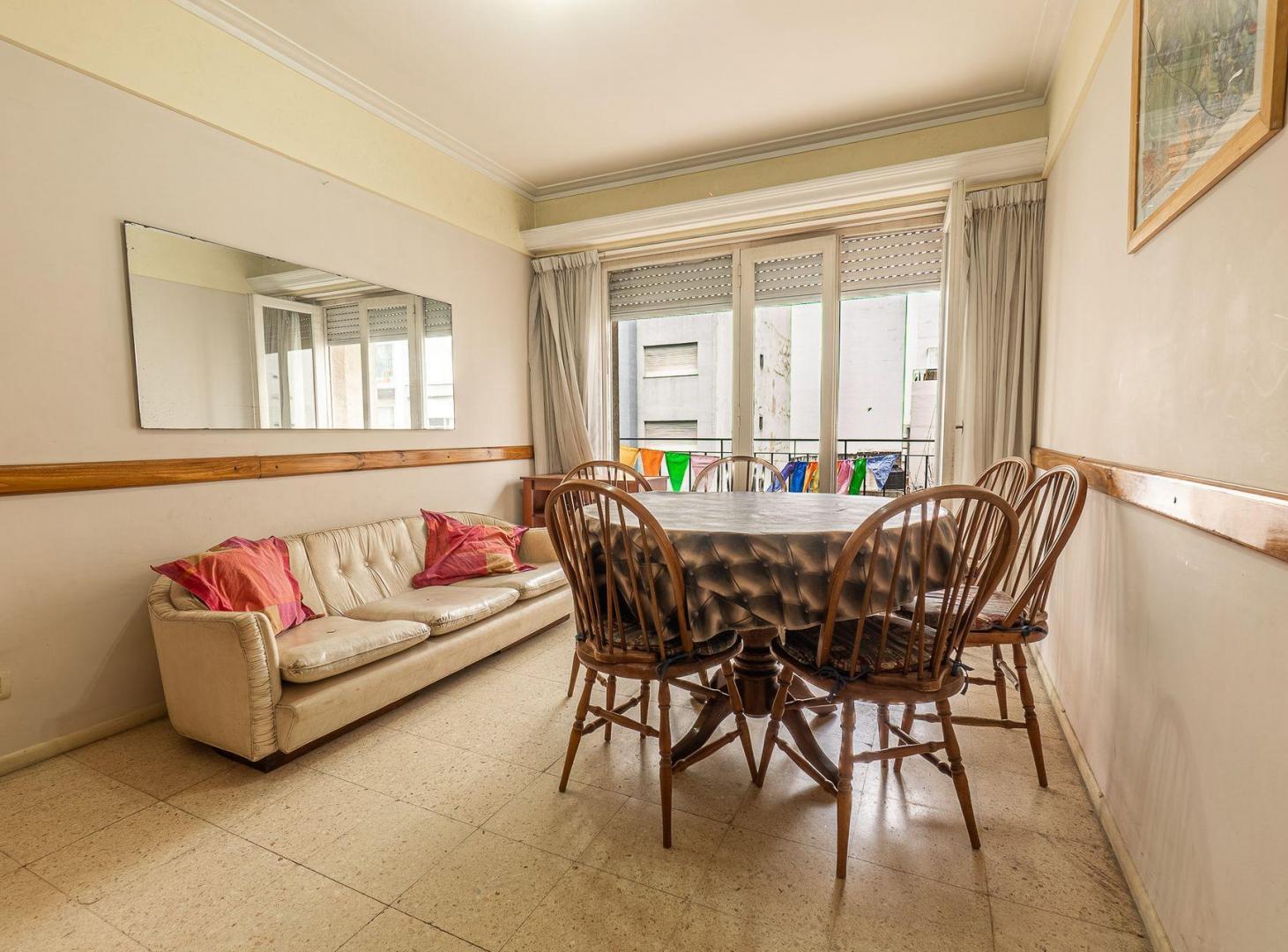 Foto de VENTA DEPARTAMENTO 2 AMBIENTES CON DEP. CENTRO, imagen 2