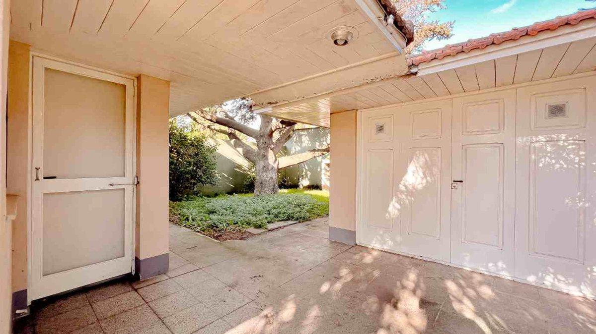 Foto de Venta Chalet sobre dos Lotes Excelente Entorno, imagen 5