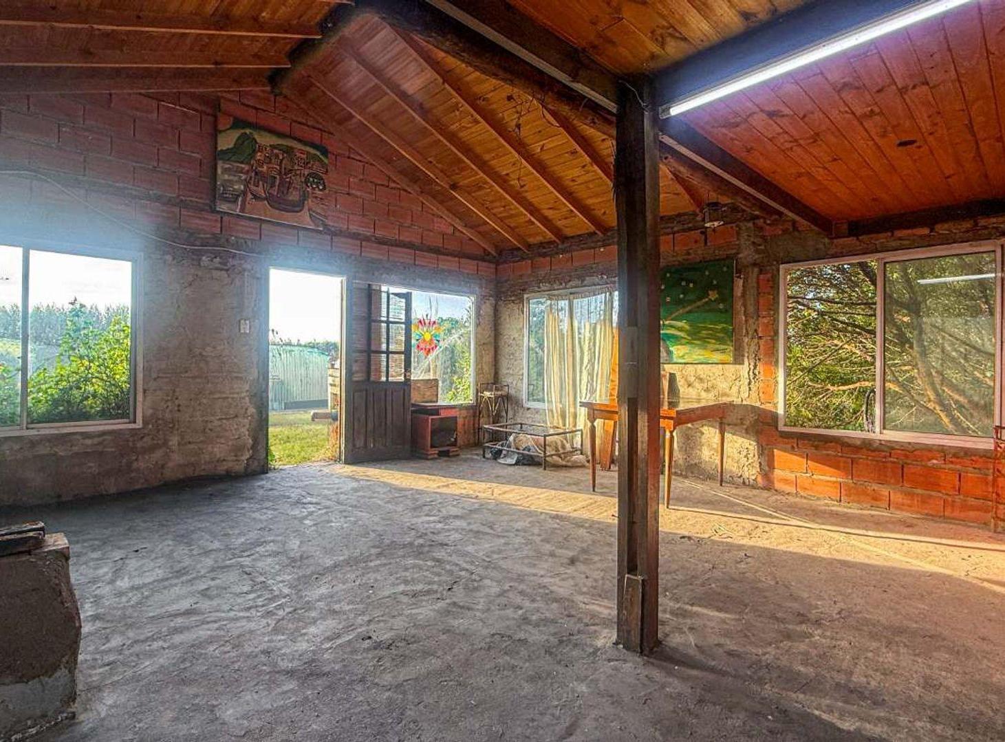 Foto de venta casa 3 ambientes con gran patio san eduardo, imagen 2