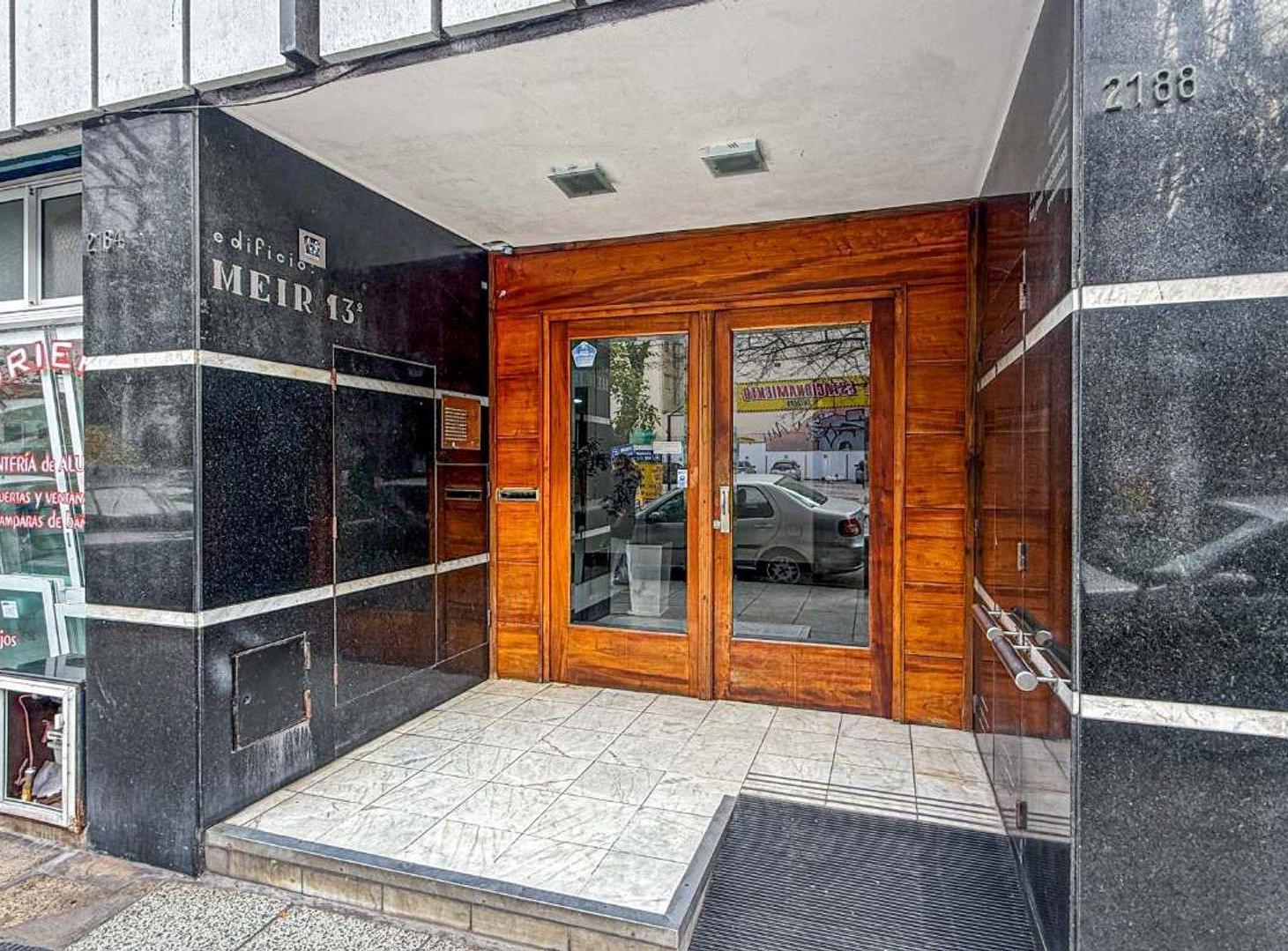 Foto de Venta Monoambiente c/ espacio cochera zona Aldrey, imagen 5