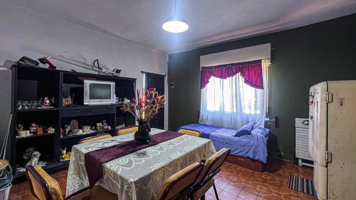 Foto de VENTA DE CASA 3 AMBIENTES CON PARQUE., imagen 4