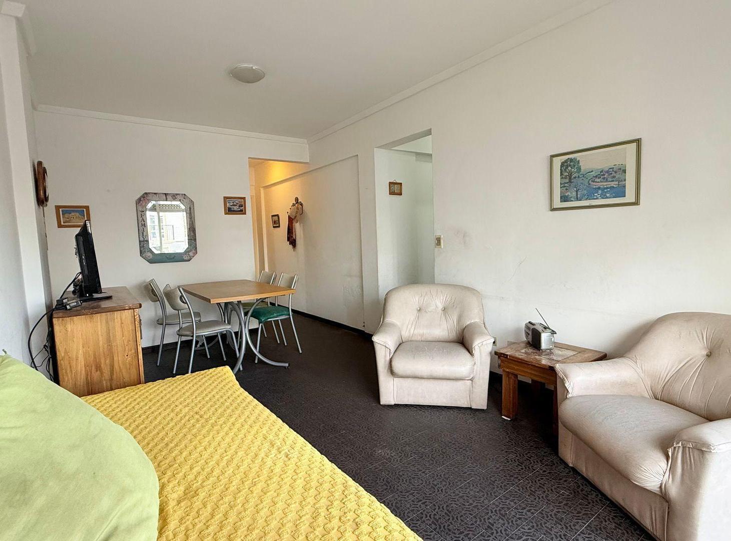 Foto de ALQUILER DEPTO 2 AMBIENTES 24 MESES LA PERLA, imagen 2