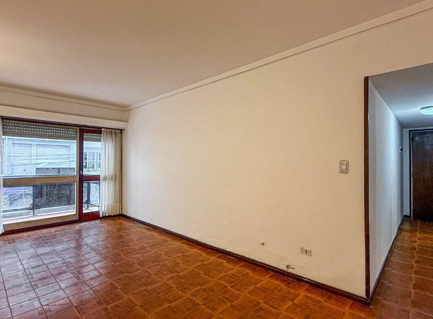 Foto de VENTA DEPTO 3 AMB GUEMES AL FRENTE BALCON, imagen 1