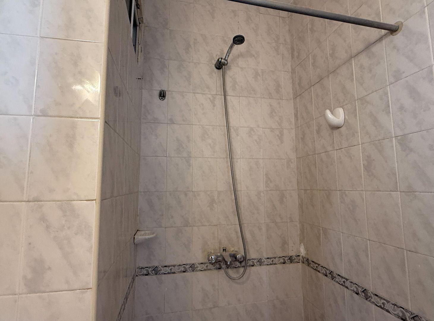 Foto de VENTA DEPTO 2 AMB C/ BALCON VISTA AL MAR GUEMES, imagen 1