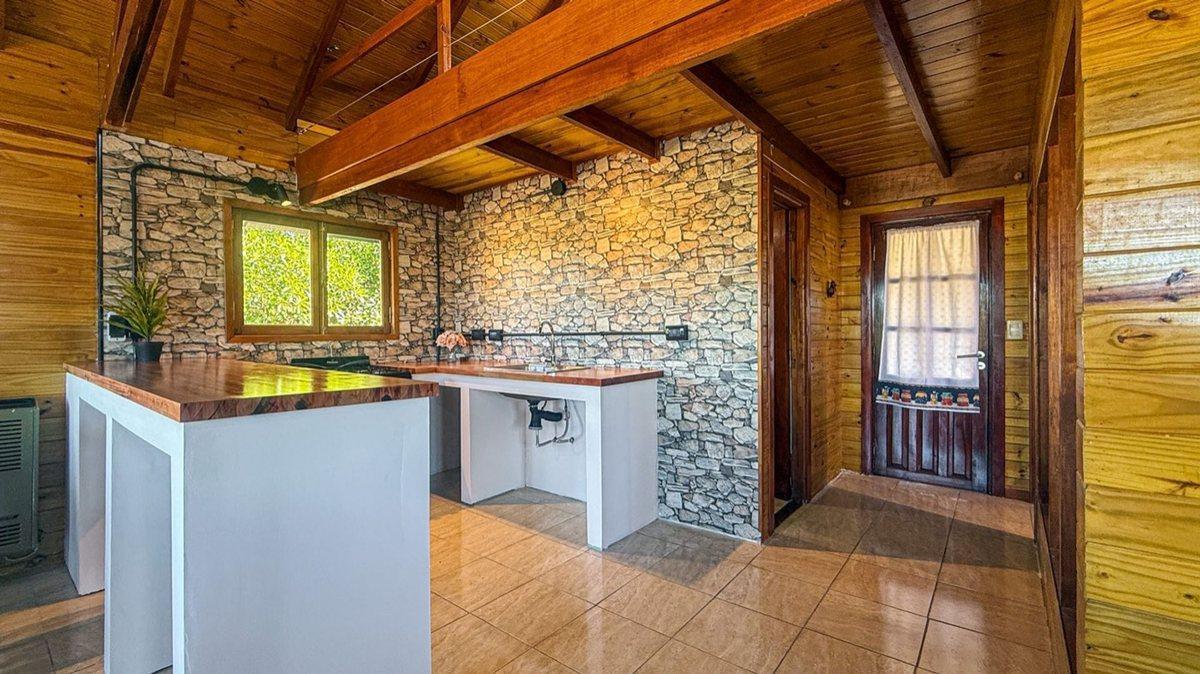 Foto de VENTA CASA 3 AMB MAR CHIQUITA A PASOS DEL MAR., imagen 3