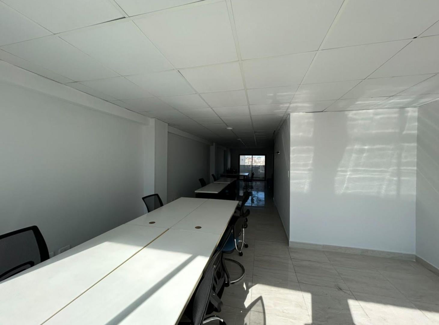 Foto de VENTA OFICINA ZONA GUEMES AL FRENTE, imagen 3