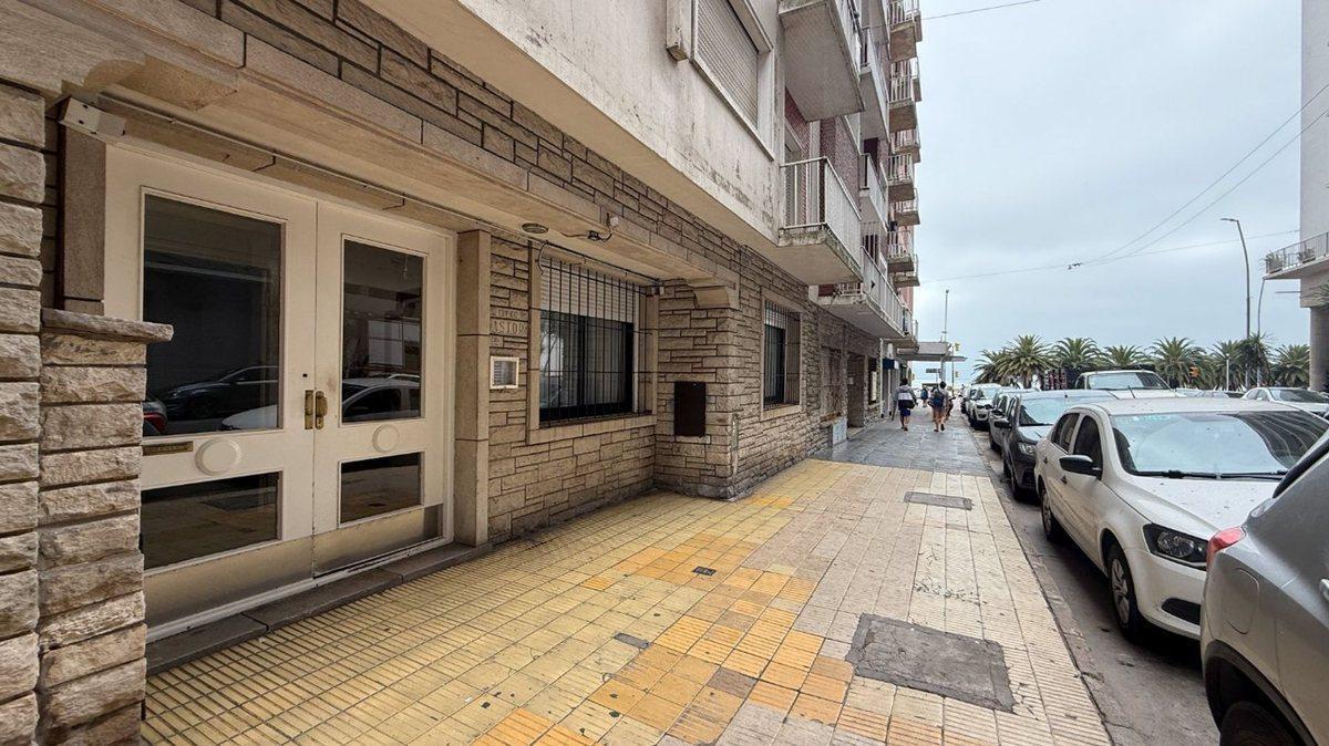 Foto de Monoambiente a Mts del mar zona Guemes, imagen 4