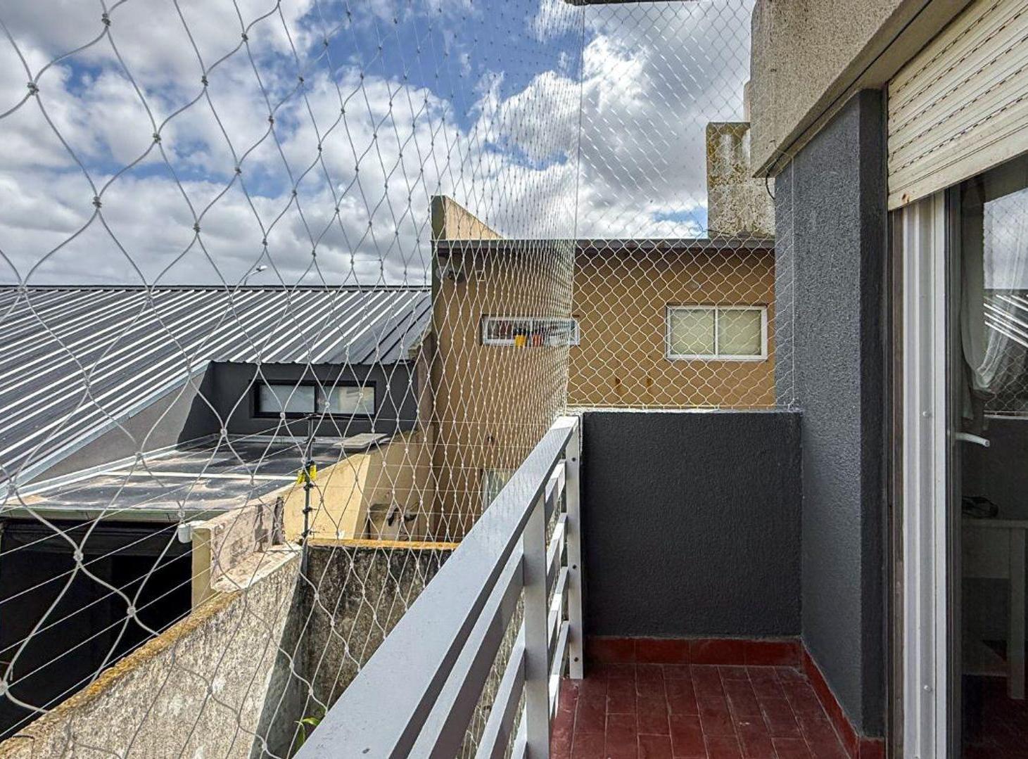 Foto de Venta Dpto 2 amb c/cochera - Zacagnini a 50m mar, imagen 2