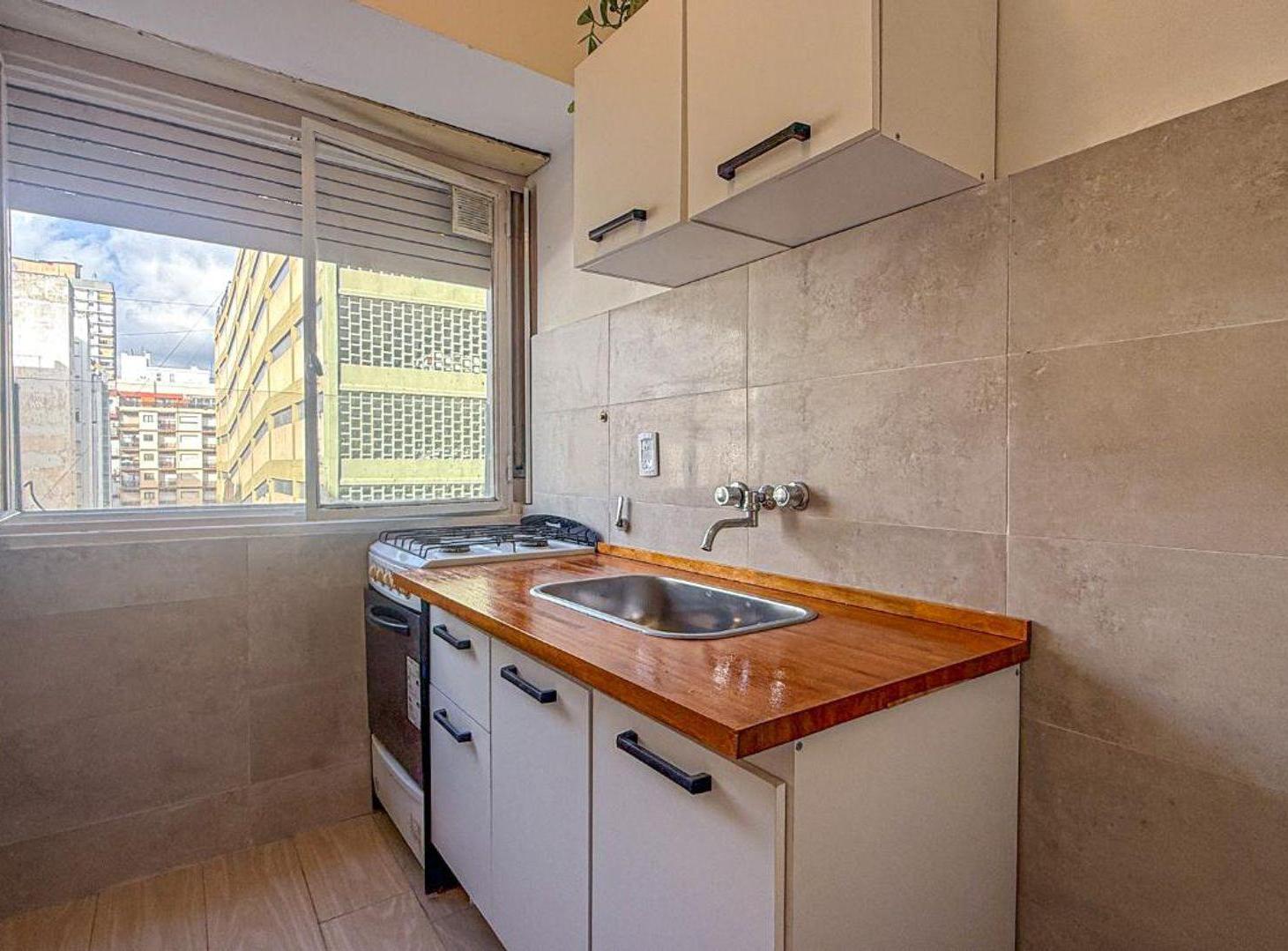 Foto de VENTA DE MONOAMBIENTE CENTRO AL FRENTE LUMINOSO, imagen 3