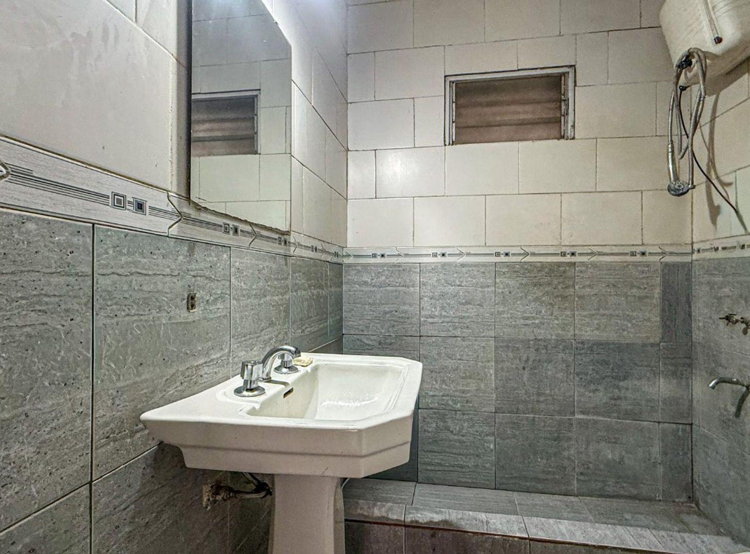Foto de VENTA PH 2 AMBIENTES PATIO AL FRENTE APTO CREDITO, imagen 4
