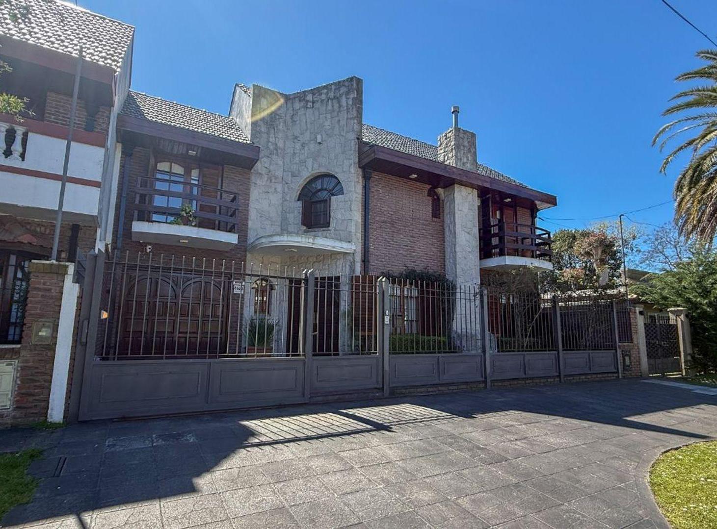 Foto de Venta casa 5 amb Parque Luro las Farolas, imagen 1