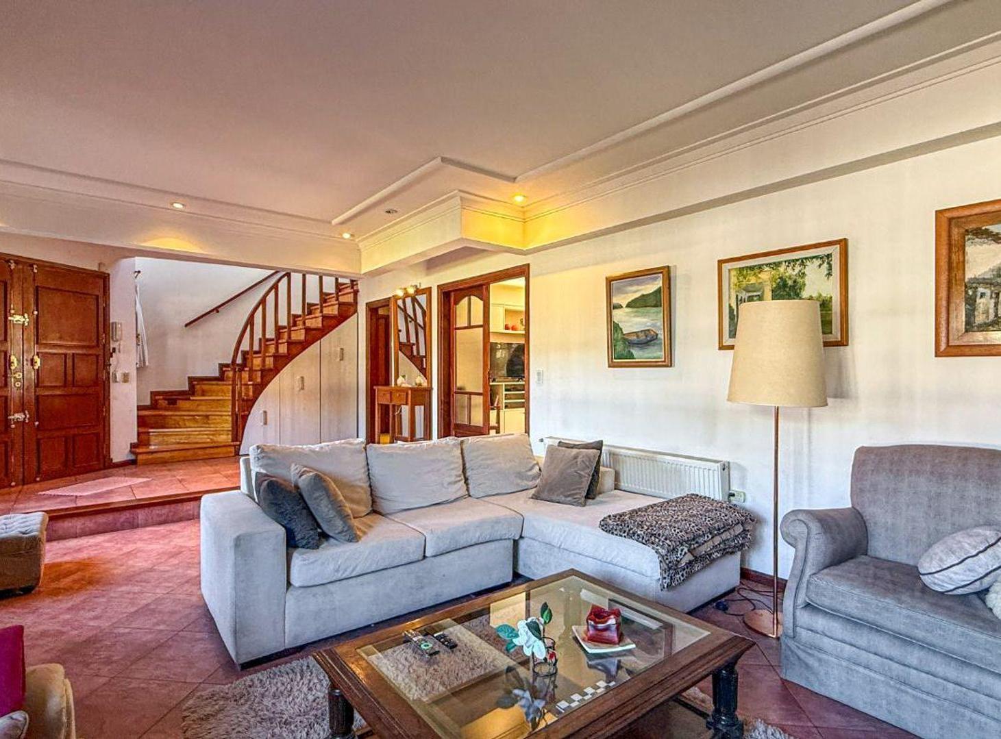 Foto de Venta casa 5 amb Parque Luro las Farolas, imagen 2